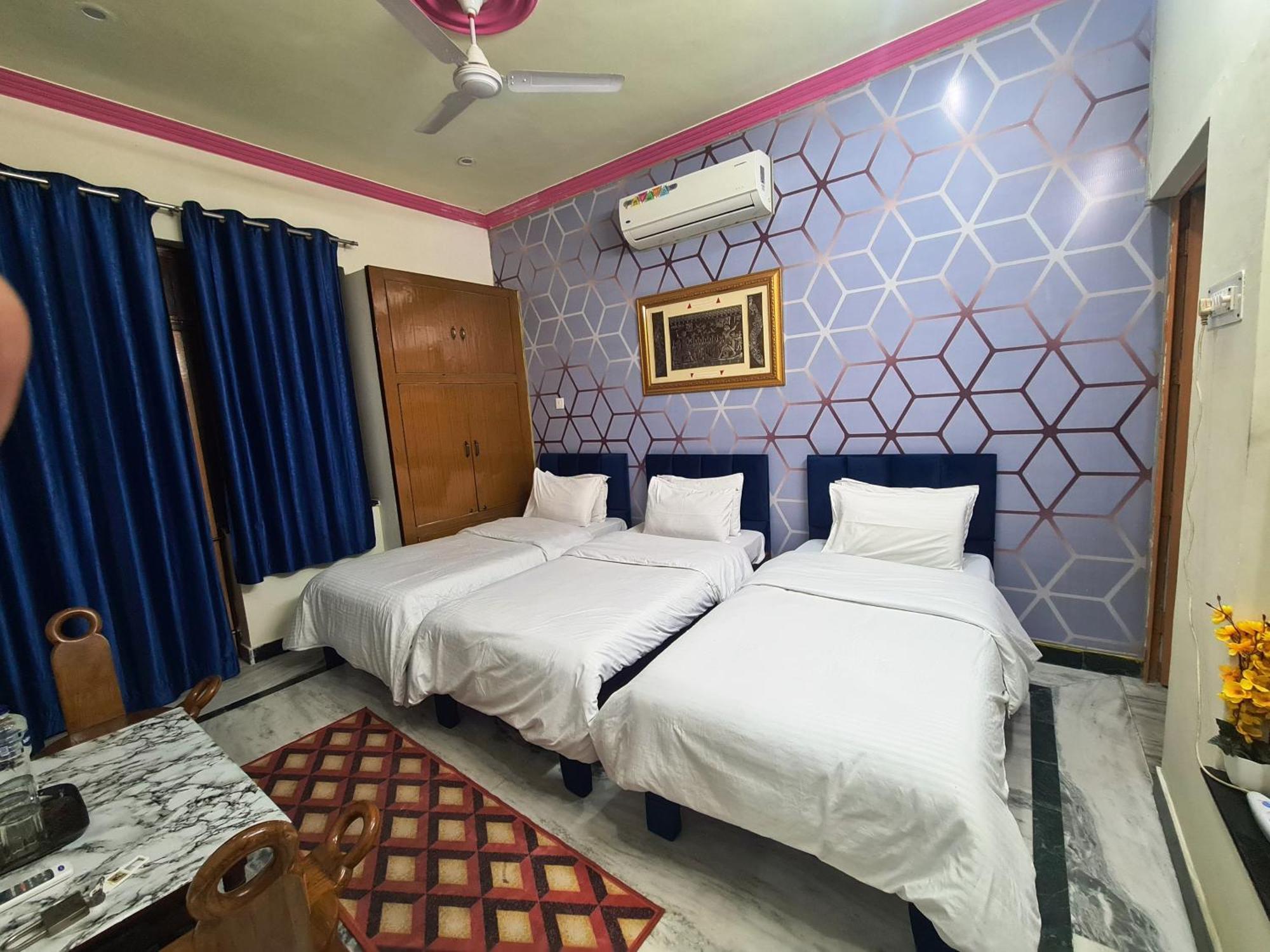 Anukampa Paying Guest House 아그라 외부 사진